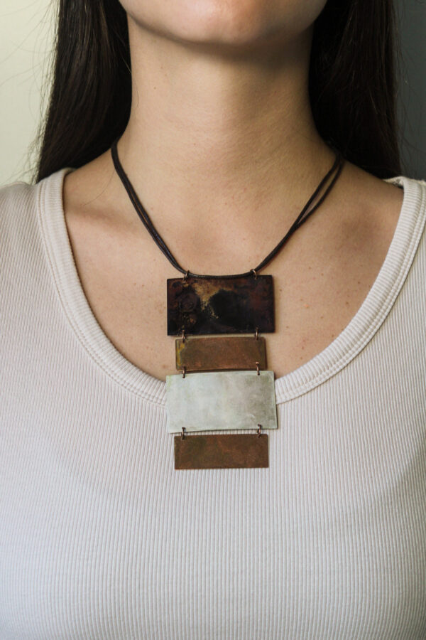 DUA C 403 COLLAR (403)