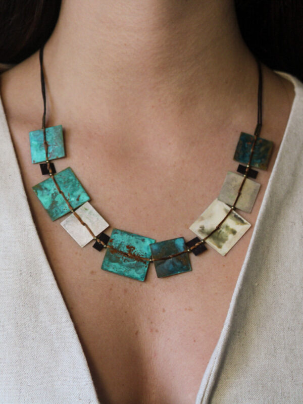 COLLAR (C609)