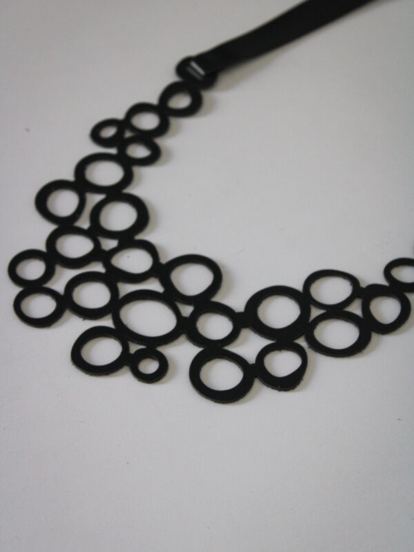 COLLAR (55)