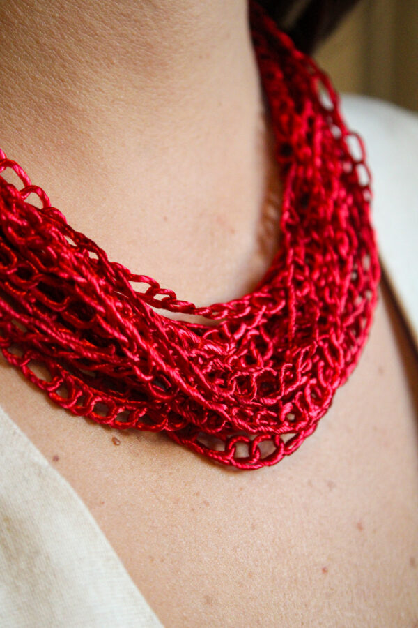 IMG_3548 COLLAR CORTO ROJO