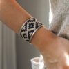 BRAZALETE ANCHO NEGRO (01)