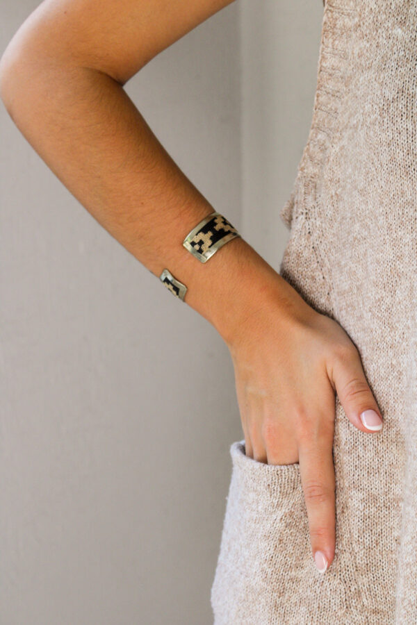 IMG_4358 BRAZALTE ANGOSTO NEGRO