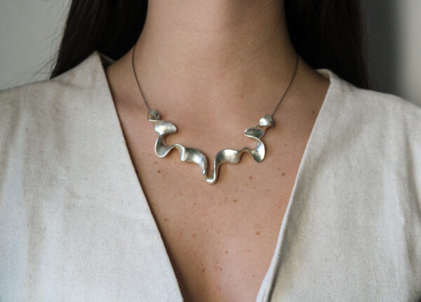 IMG_4603 COLLAR SILUETA