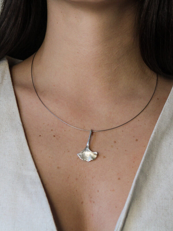 COLLAR GINKGO BILOBA CHICO