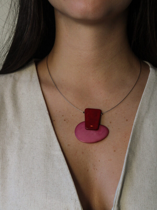 COLLAR (C07)
