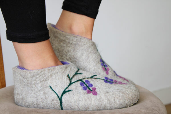 IMG_7239 PANTUFLAS FLORES VIOLETAS