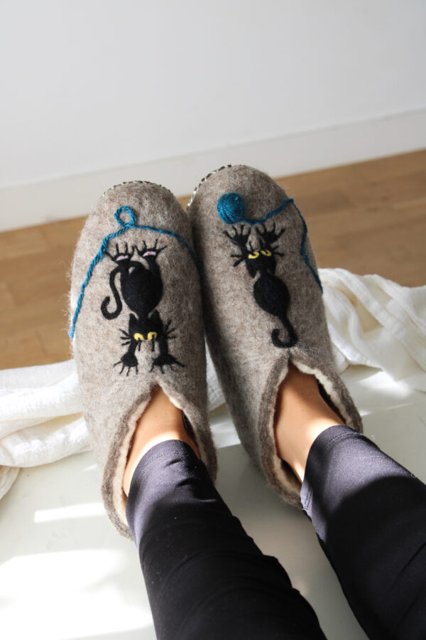IMG_7259 PANTUFLAS GATO AZUL