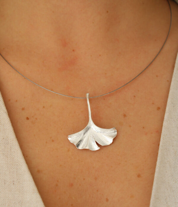 IMG_7640 COLLAR GINKGO BILOBA GRANDE