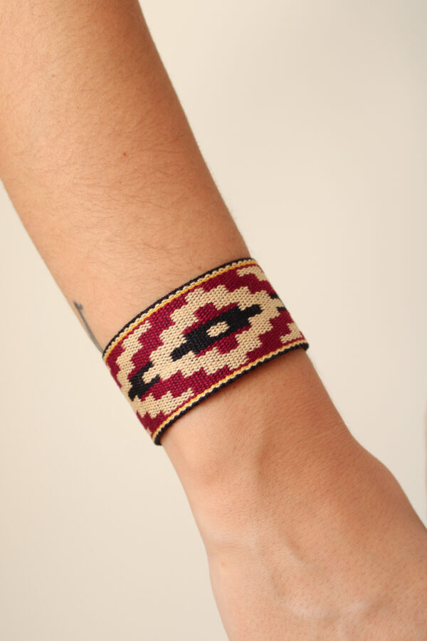 BRAZALETE HEBILLA MORADO