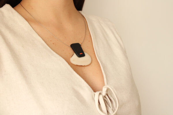 COLLAR (C07)
