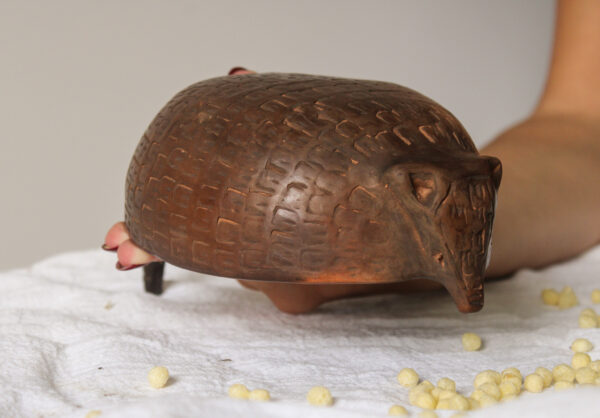 T. ranquel cuenco grande 2 CAZUELA ARMADILLO GRANDE