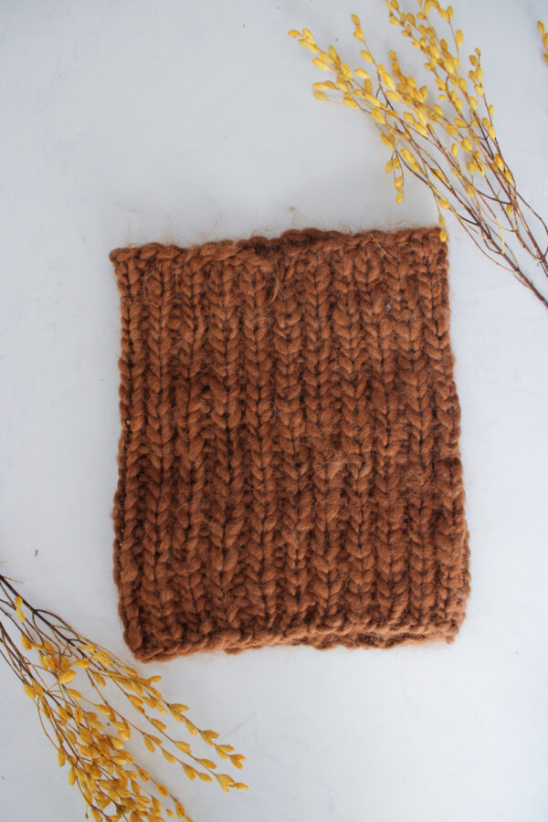 CUELLO MARRON