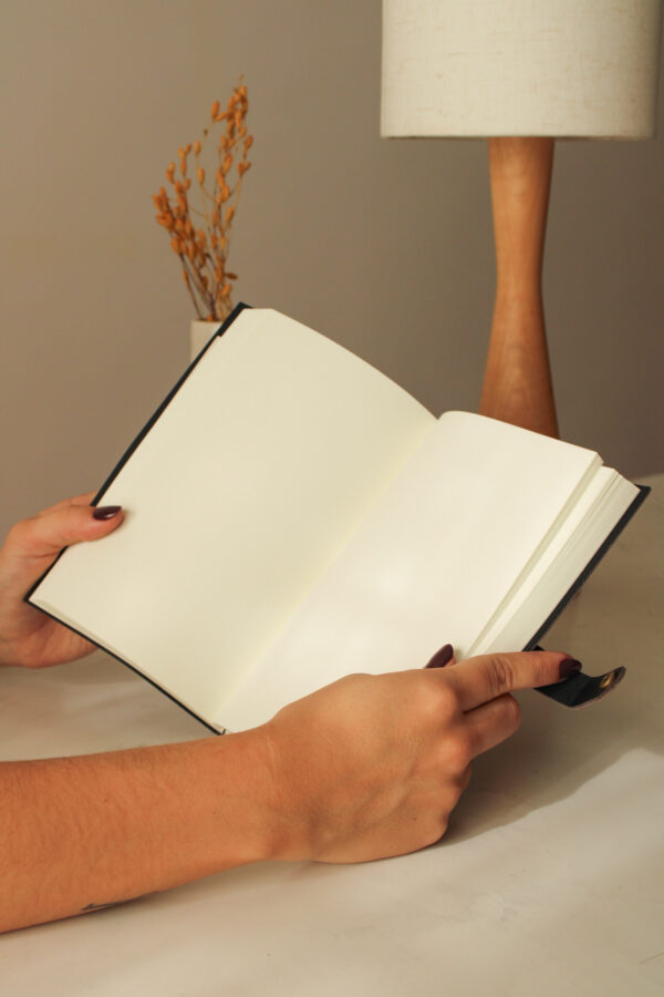 CUADERNO GRIS A5