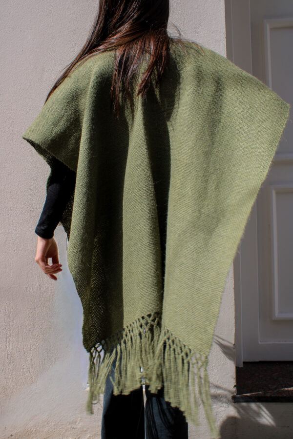 RUANA VERDE