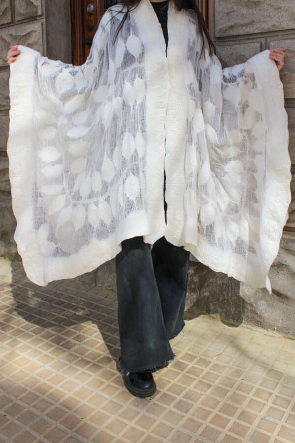 RUANA BLANCA