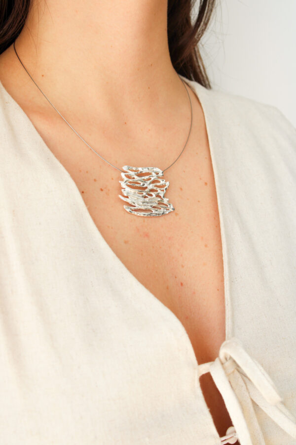 IMG_0504 COLGANTE RAÍCES