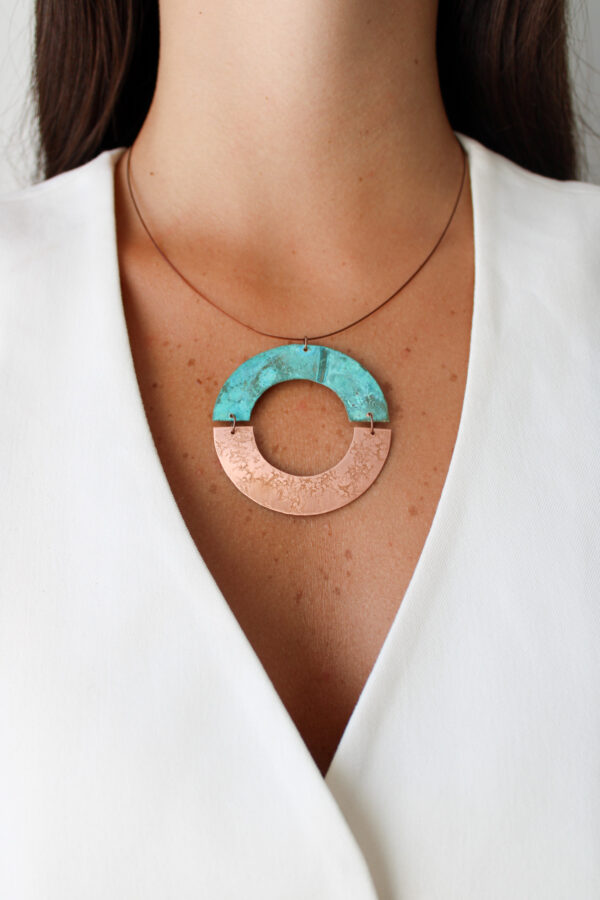 DUA (18) COLLAR (C644)