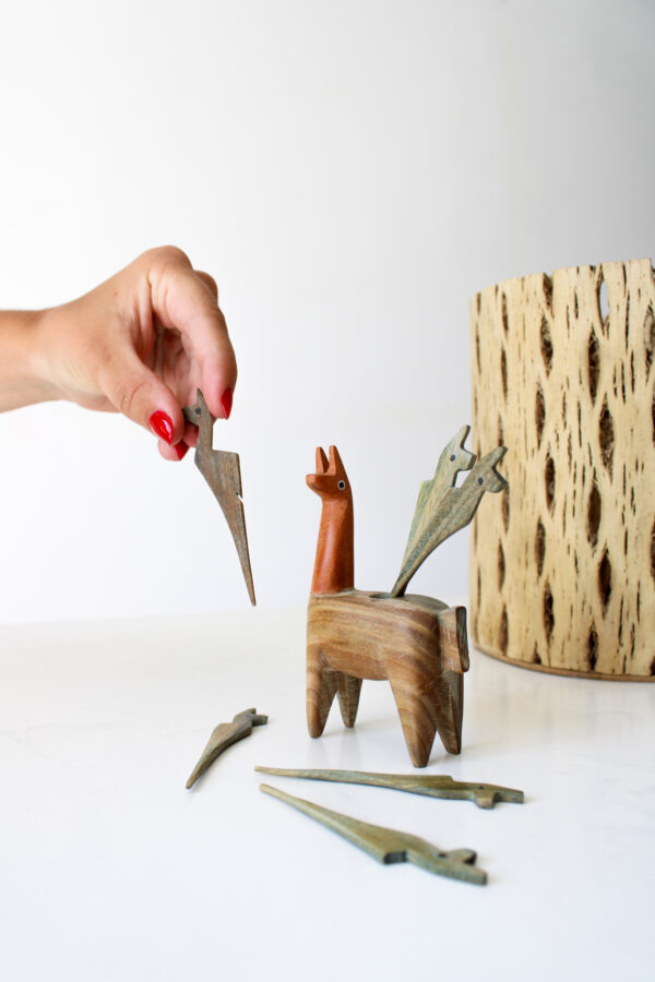 PINCHOS LLAMA MARRON