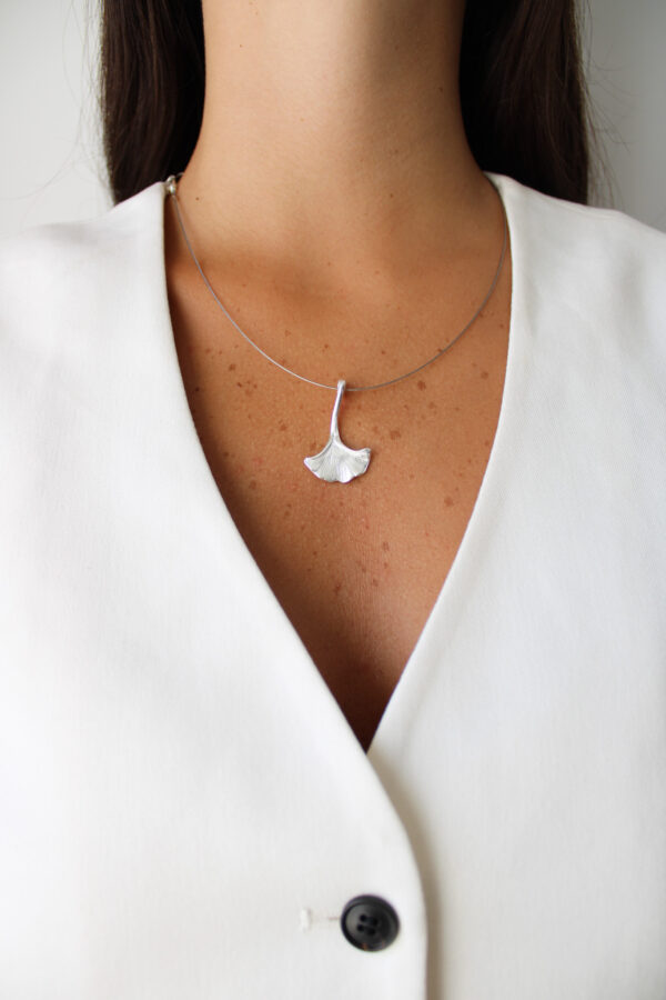 KAIRA (3) COLGANTE GINKGO BILOBA CHICO