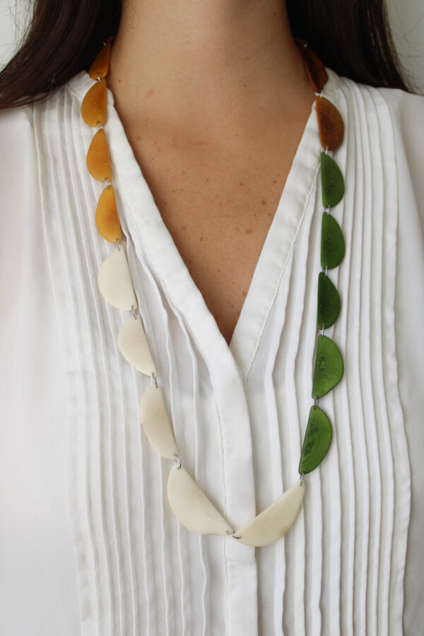 COLLAR (C26)