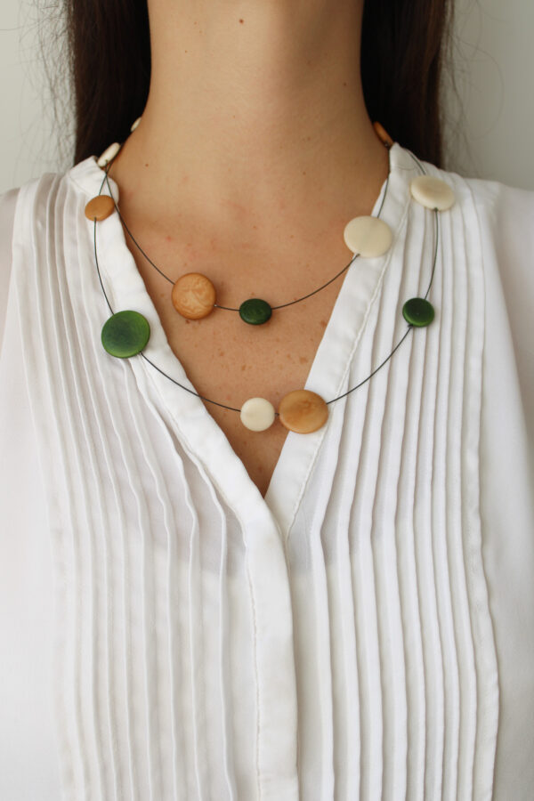 COLLAR (C24)