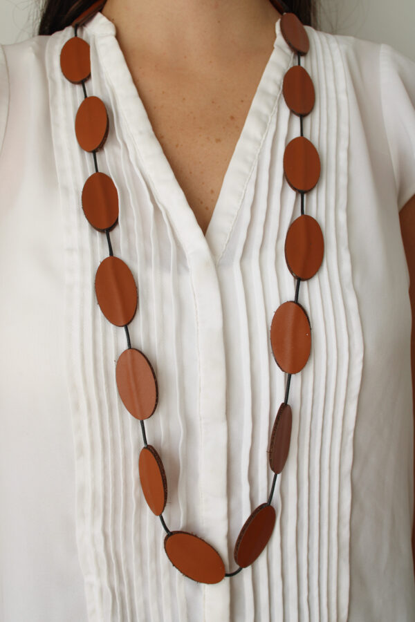 COLLAR OVALOS SIMPLE