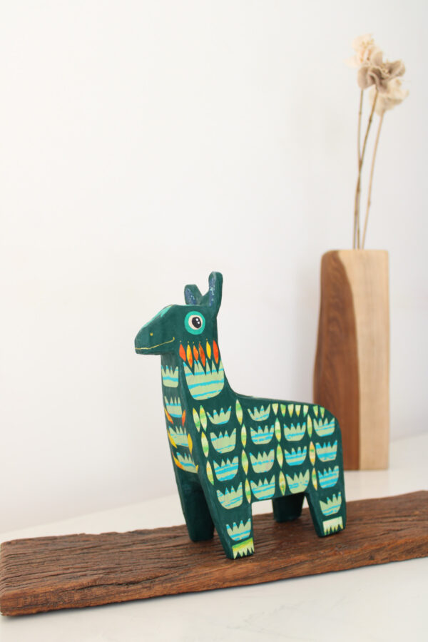LLAMAS RELIEVE