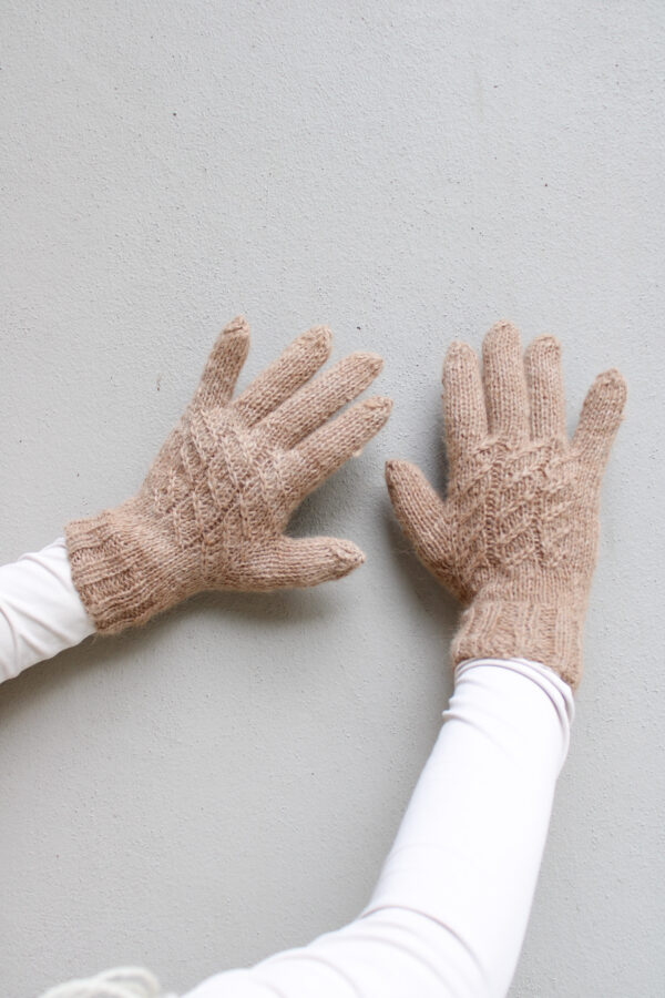 IMG_9265 GUANTES BEIGE