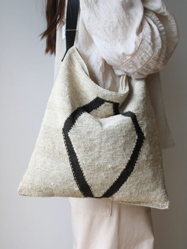CARTERA CHAGUAR CUERO