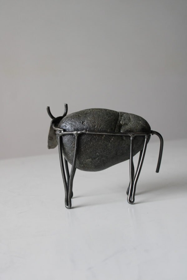 VACA PIEDRA
