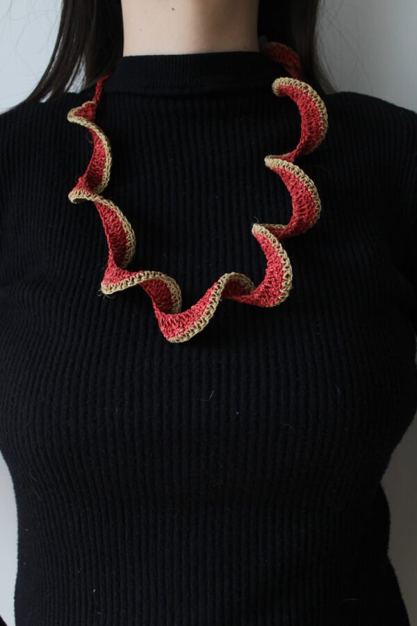 COLLAR CHAGUAR ROJO