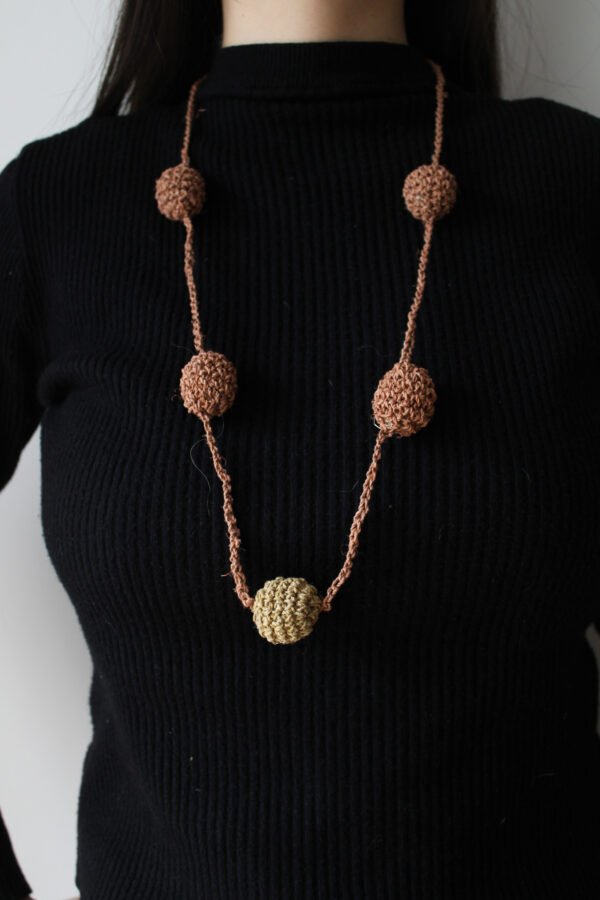 COLLAR CHAGUAR TIERRA