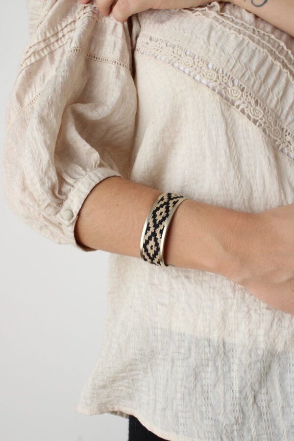 IMG_0250 BRAZALETE ANGOSTO NEGRO