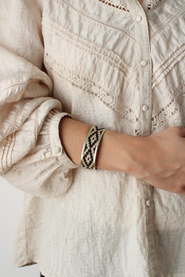 IMG_0251 BRAZALETE ANGOSTO NEGRO