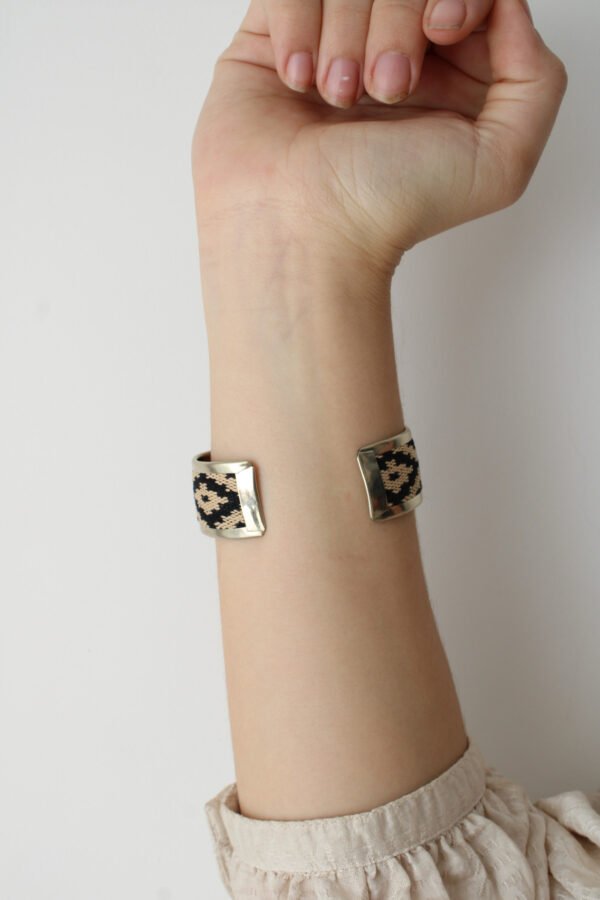 IMG_0255 BRAZALETE ANGOSTO NEGRO