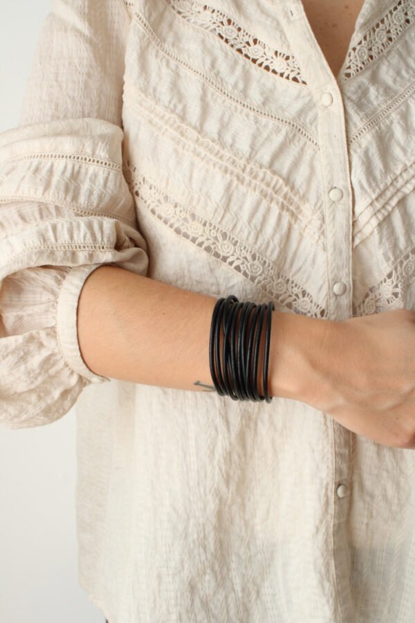 IMG_0274 BRAZALETE HEBILLA CUERO NEGRO